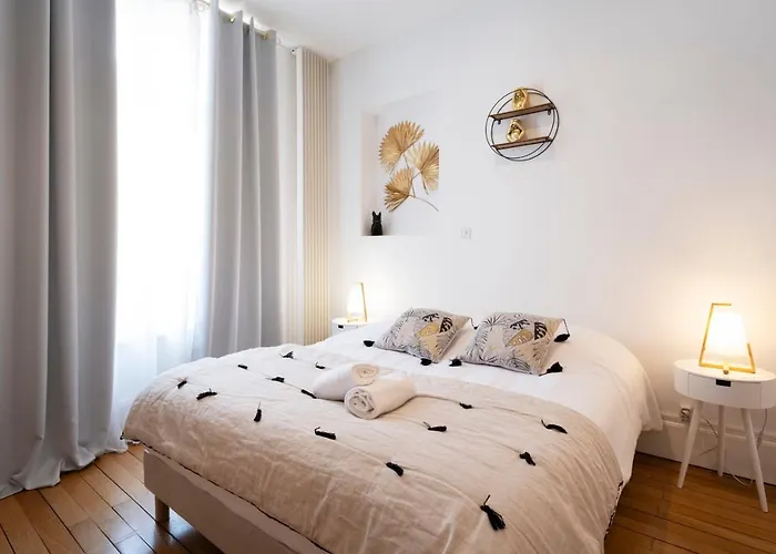 Апартаменты Luxe Poincare Нанси